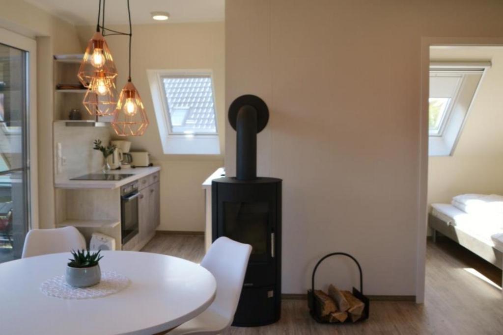 U16 Og - Komfortable Ferienwohnung Mit Kamin, Wlan Und Seeblick Marienfelde Exterior foto